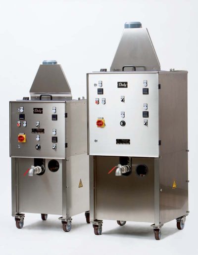 Chocolate tempering machine for large batches