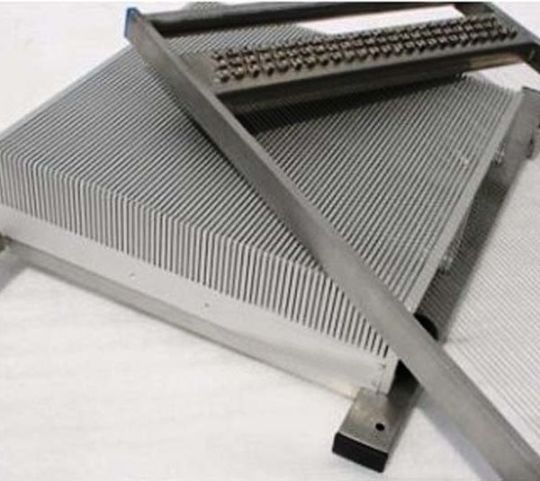 Chocolate World - M1060 - 5mm Guitar Cutter base and 4 Frames