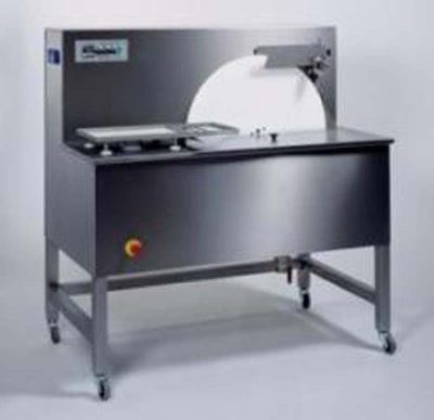 Chocolate tempering machine for large batches