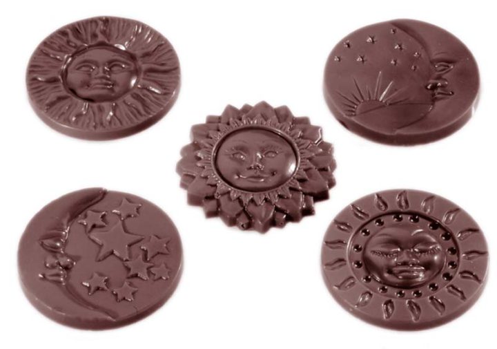 Chocolate World Frame Moulds - CW1415 - Moon Caraques 6 Gr 5 Fig. - 6.5gm - 44x44x5mm