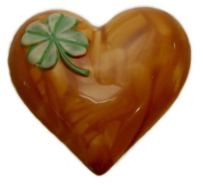 Chocolate World Hollow Figure Moulds - H425 - Heart With Clover 110mm - 110x110x17mm