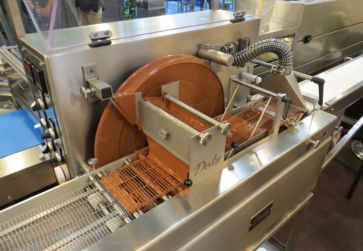 A chocolate making machine